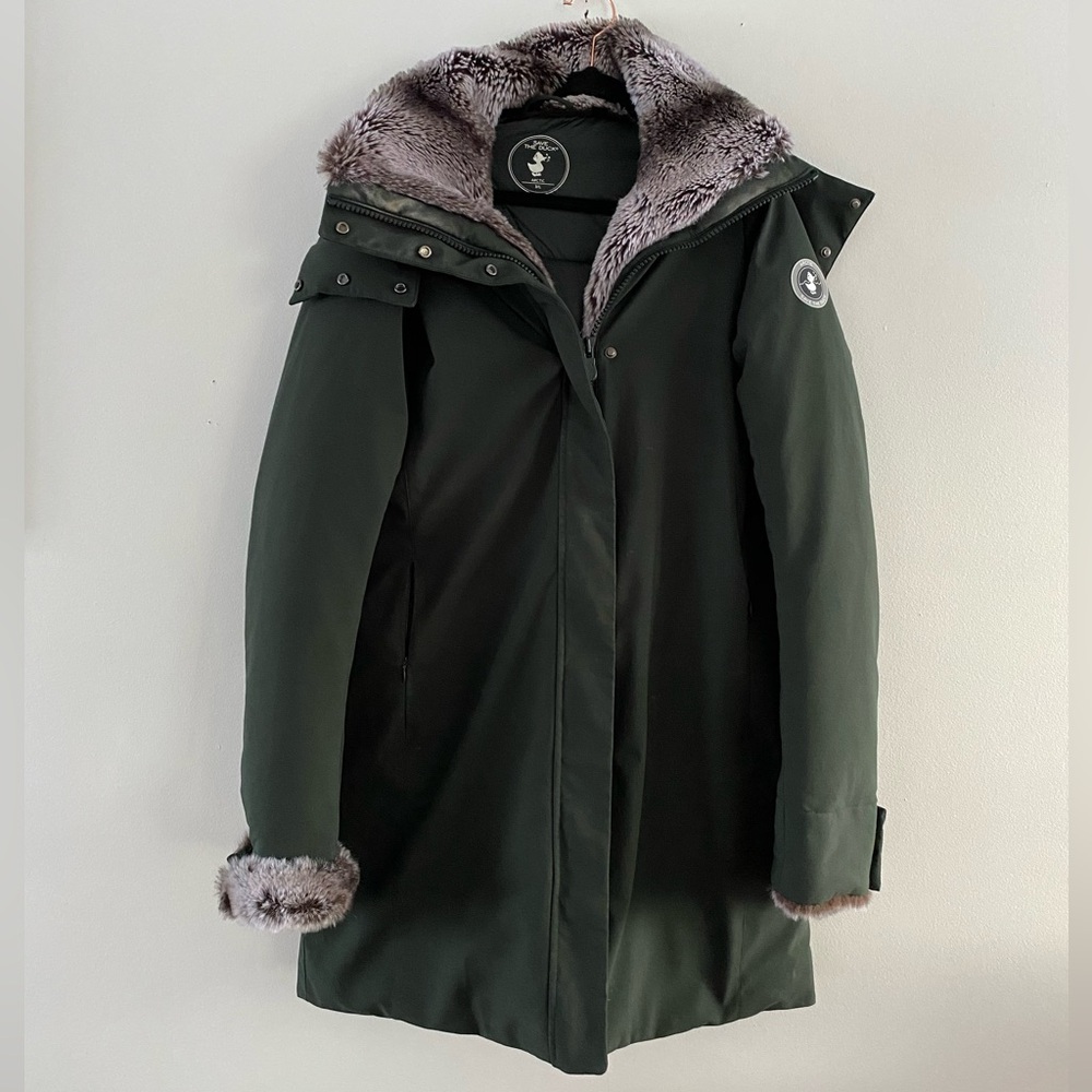 I’m seeking out this exact coat in an extra large XL

SAVE THE DUCK Women's
